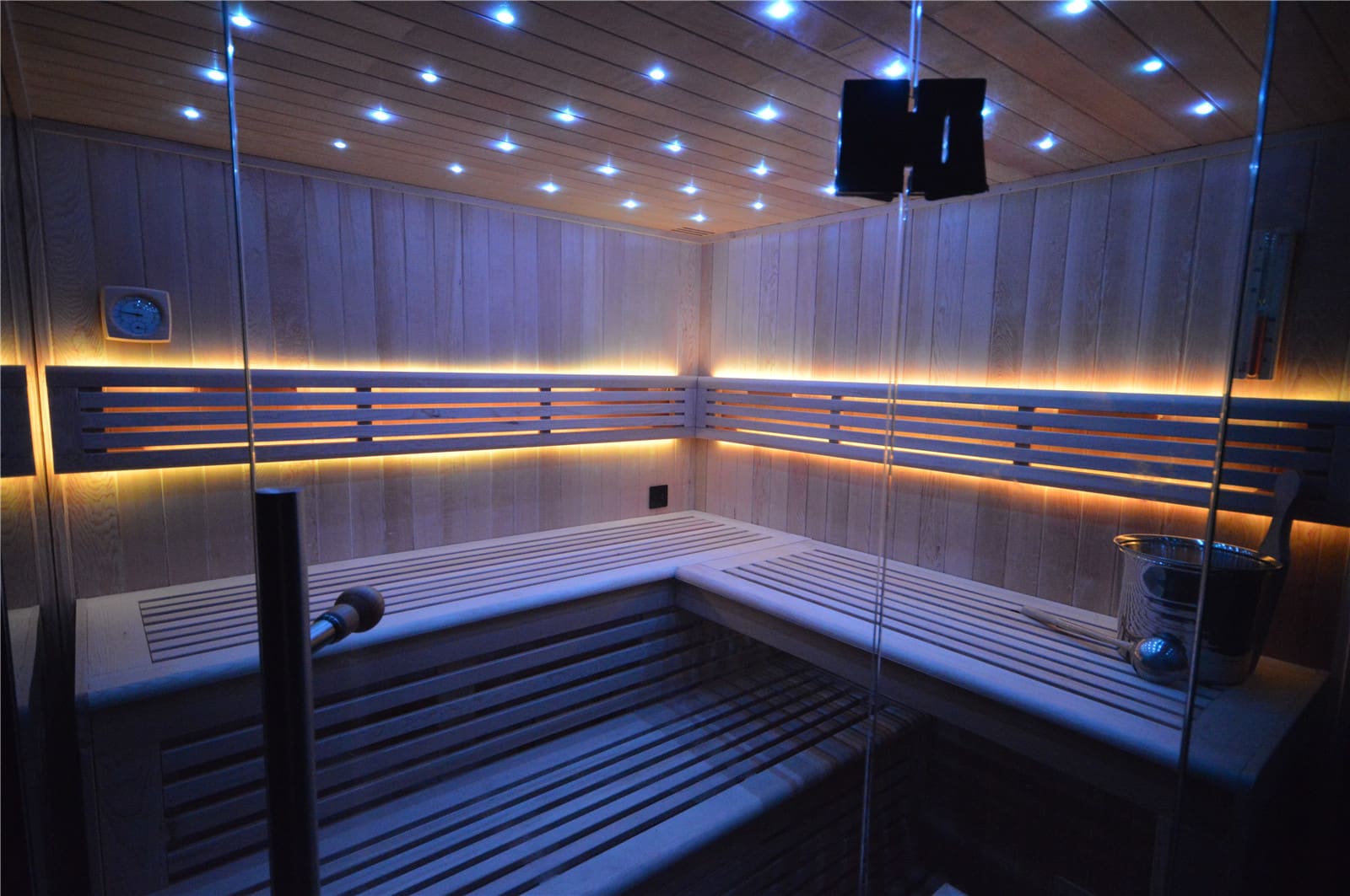 Gartensauna mit Bio-Kaminofen im Top-Design 3300mm x 3300mm – Bild 5