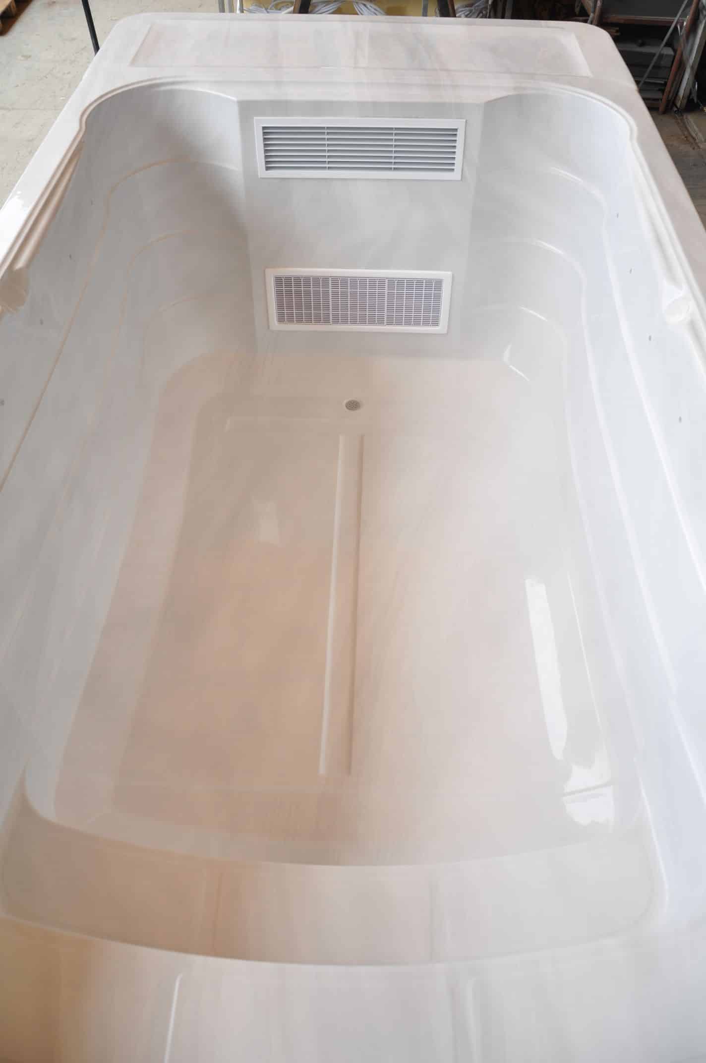 Swim-Spa in den Maßen 4660mm x 2300m x 1550mm – Bild 9