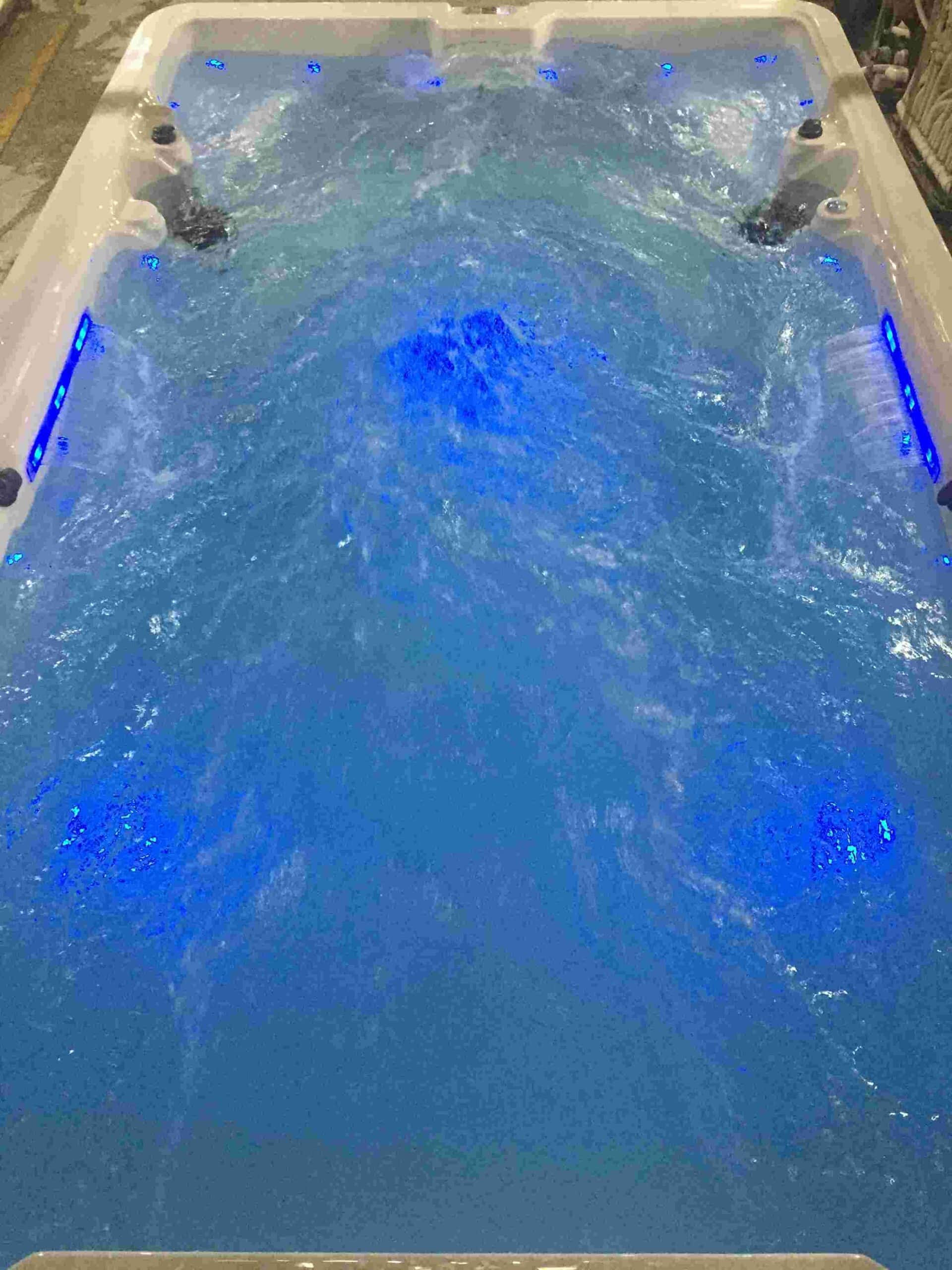 Swim-Spa in den Maßen 4660mm x 2300m x 1550mm – Bild 3